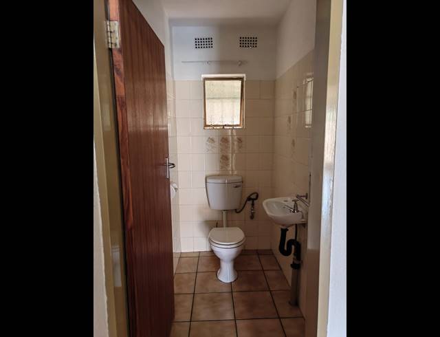 3 BEDROOM TOWNHOUSE FOR SALE IN HEIDELBERG CENTRAL